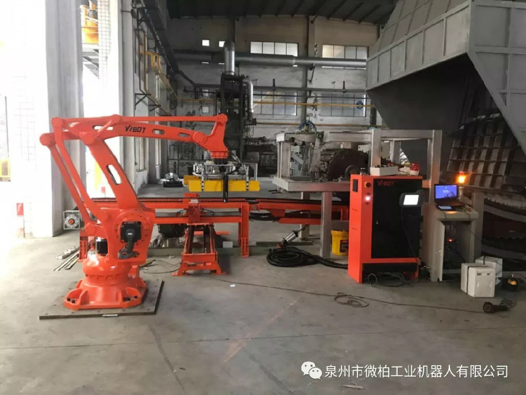 广东合金锭码垛叠锭机器人 刮渣机械手、刮渣机器人 工业机器人